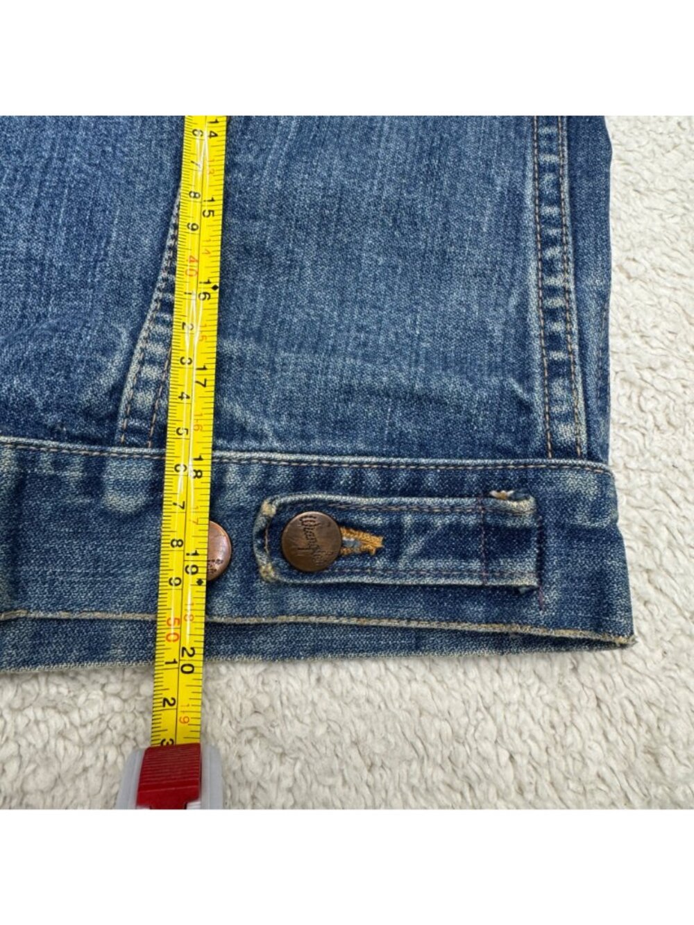 Vintage Wrangler Women's Blue Jean Jacket, Size 32 Made in USA - Picture 11 of 11